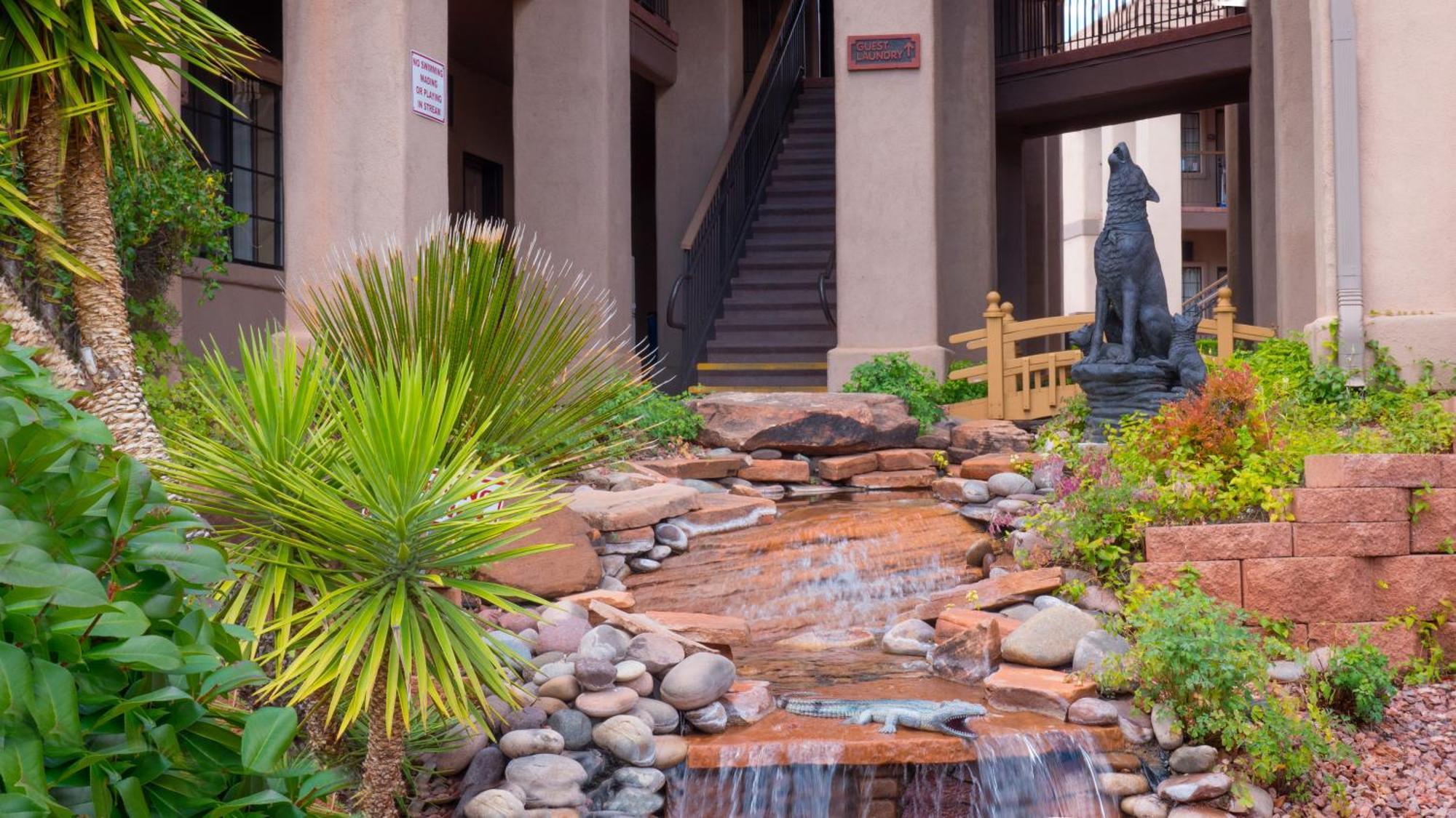 Mountain Modern Sedona Hotel Exterior photo