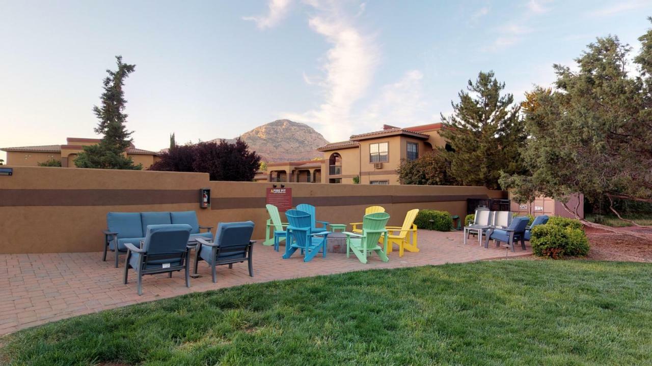 Mountain Modern Sedona Hotel Exterior photo